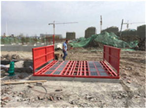 貴陽(yáng)環(huán)保工程引入專(zhuān)用洗車(chē)機(jī)自動(dòng)裝置，助力凈化城市環(huán)境